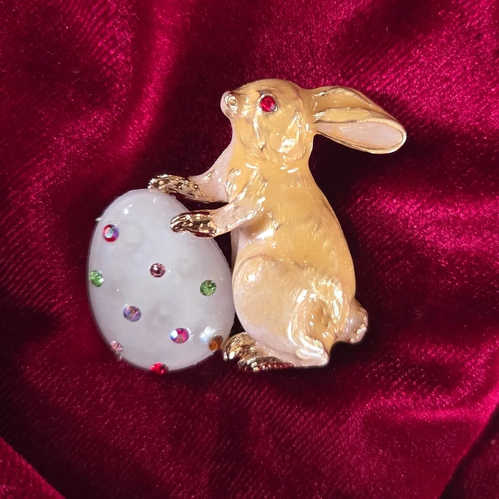 Adorable Rabbit Brooch for Easter
